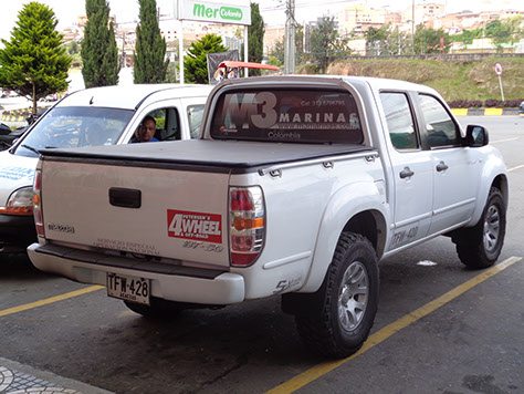 Redacción de proyectos técnicos, representaciones gráficas, planes de asistencia técnica a requerimiento del cliente y servicio postventa inmedi